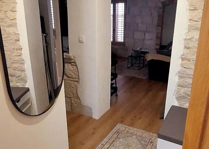 By The Sea - 21885 Korčula