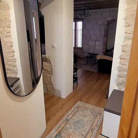 By The Sea - 21885 Korčula